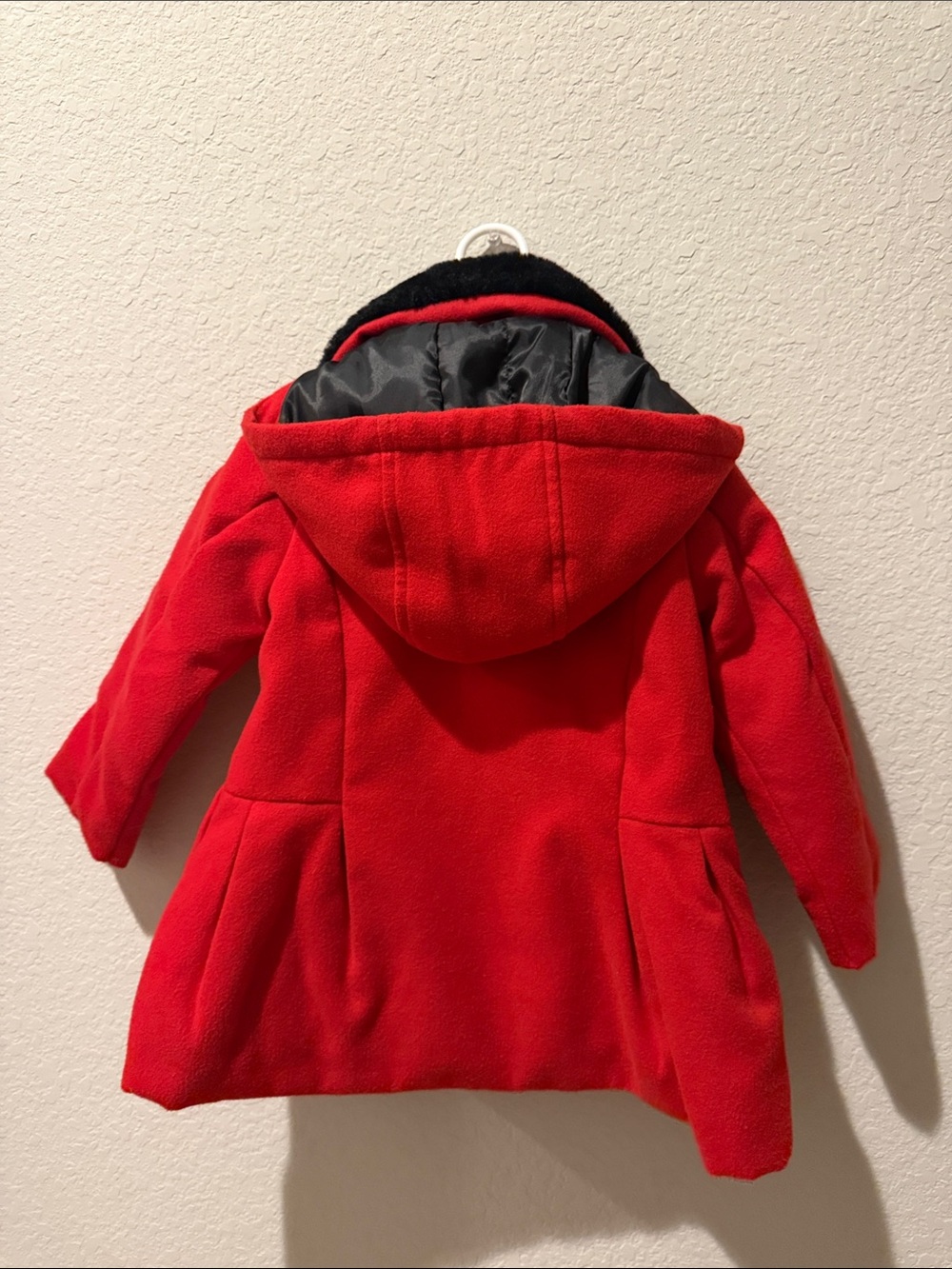 London Fog 4T Red Girls' Faux Fur Collar Coat - Picture 4 of 10
